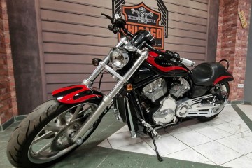 Harley-Davidson VRSCB V-ROD 2005rok