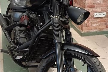 Yamaha XVS 1300 CUSTOM